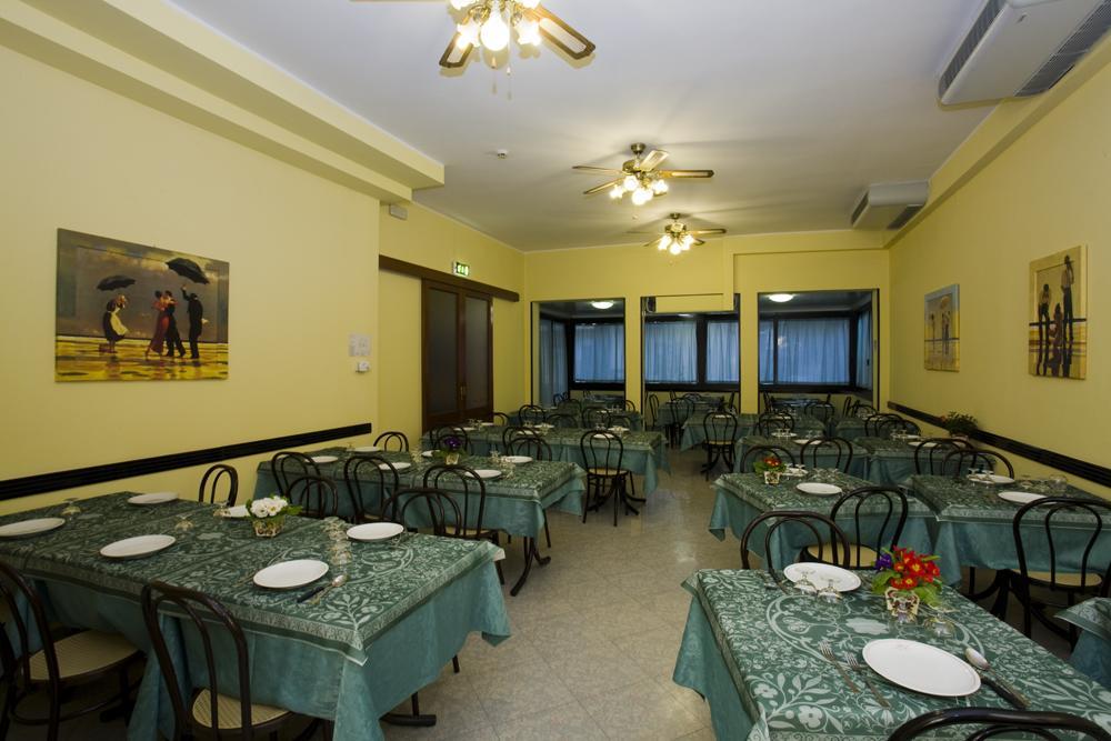 Hotel Andrea'S Rimini Exteriér fotografie